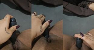 Rich Bitch aunty using dildo vibrator masafun